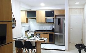 Apto 2 Novo com Varanda Gourmet, Piscina, Sauna e Sala Jogos - UBATUBA